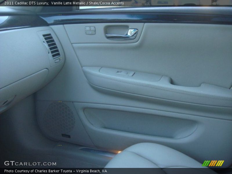 Vanille Latte Metallic / Shale/Cocoa Accents 2011 Cadillac DTS Luxury
