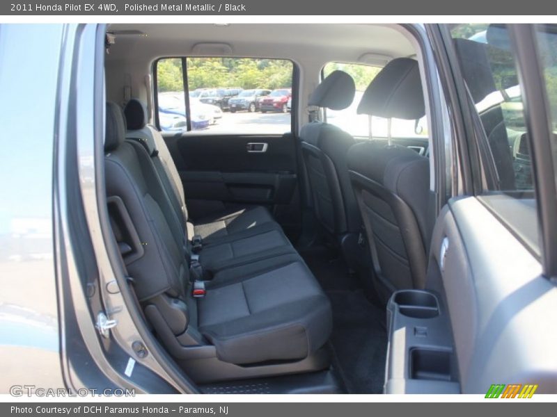 Polished Metal Metallic / Black 2011 Honda Pilot EX 4WD