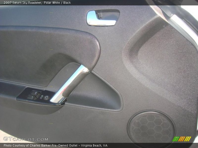 Polar White / Black 2007 Saturn Sky Roadster