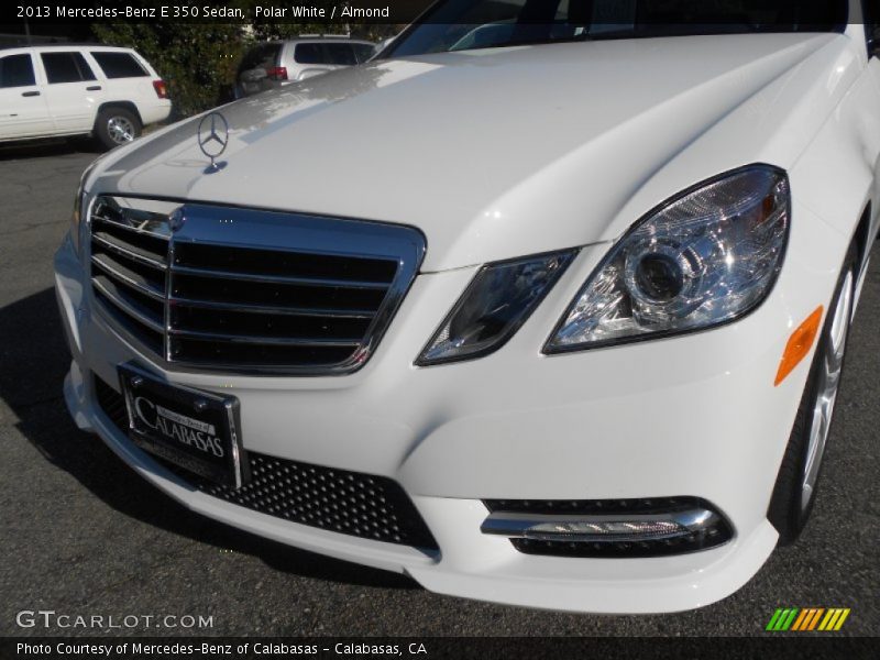 Polar White / Almond 2013 Mercedes-Benz E 350 Sedan