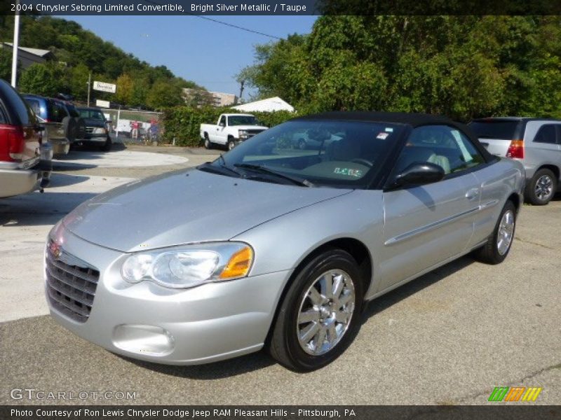 Front 3/4 View of 2004 Sebring Limited Convertible