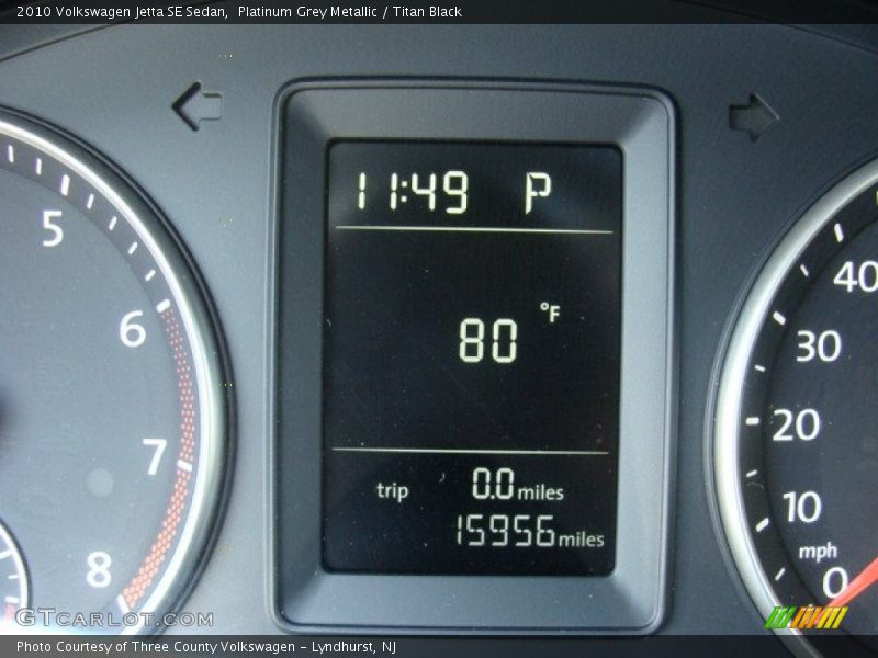 Platinum Grey Metallic / Titan Black 2010 Volkswagen Jetta SE Sedan