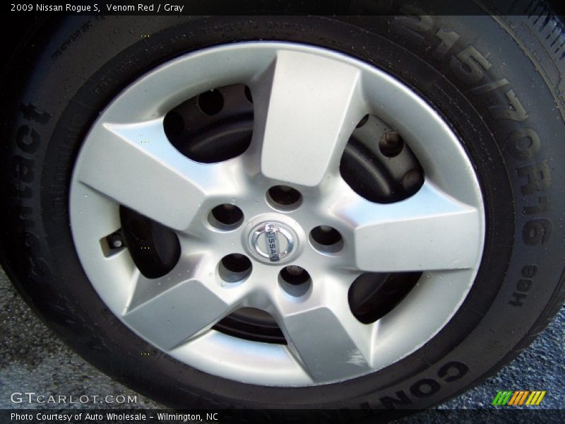 Venom Red / Gray 2009 Nissan Rogue S