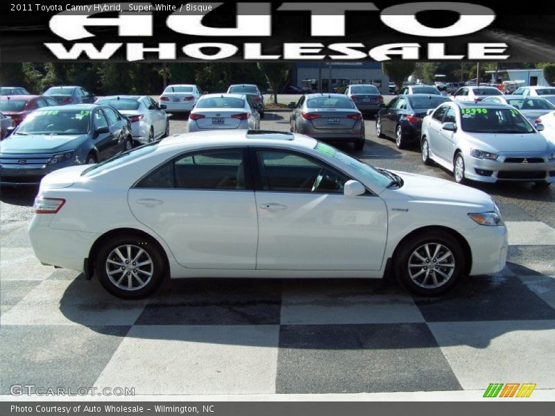 Super White / Bisque 2011 Toyota Camry Hybrid