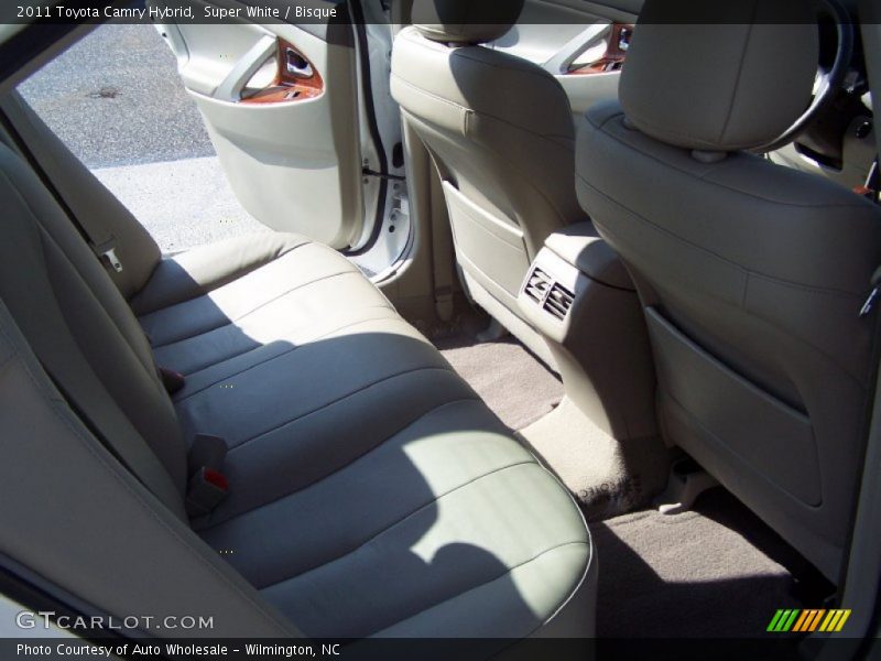 Super White / Bisque 2011 Toyota Camry Hybrid