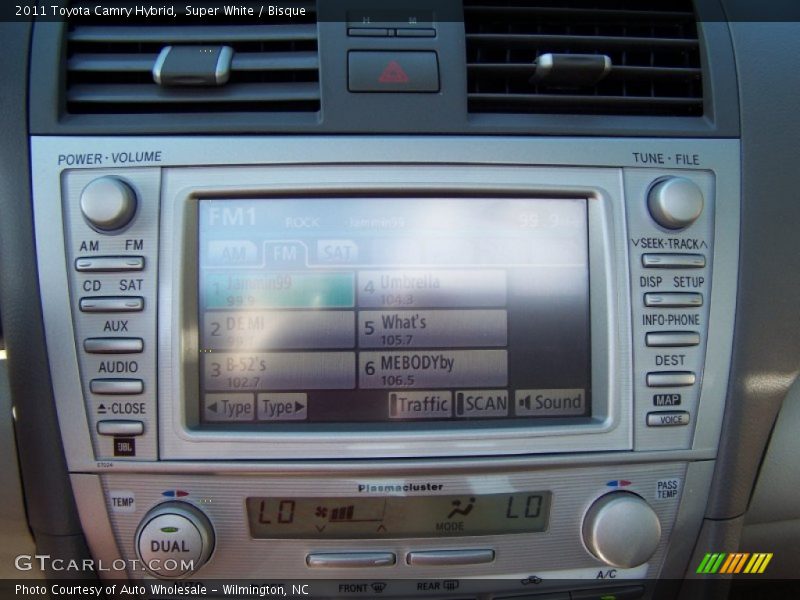 Super White / Bisque 2011 Toyota Camry Hybrid