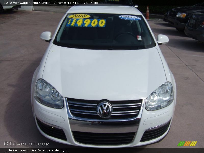Candy White / Latte Macchiato 2010 Volkswagen Jetta S Sedan