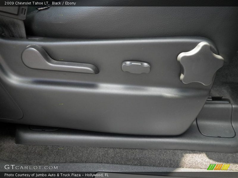 Black / Ebony 2009 Chevrolet Tahoe LT