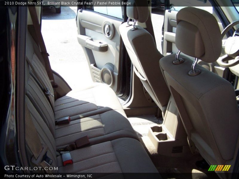 Brilliant Black Crystal Pearl / Pastel Pebble Beige 2010 Dodge Nitro SXT