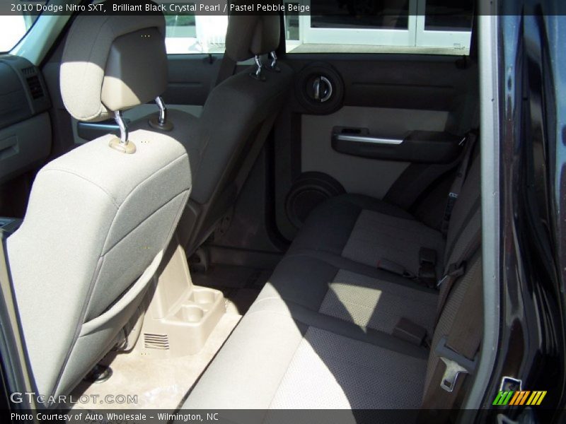Brilliant Black Crystal Pearl / Pastel Pebble Beige 2010 Dodge Nitro SXT