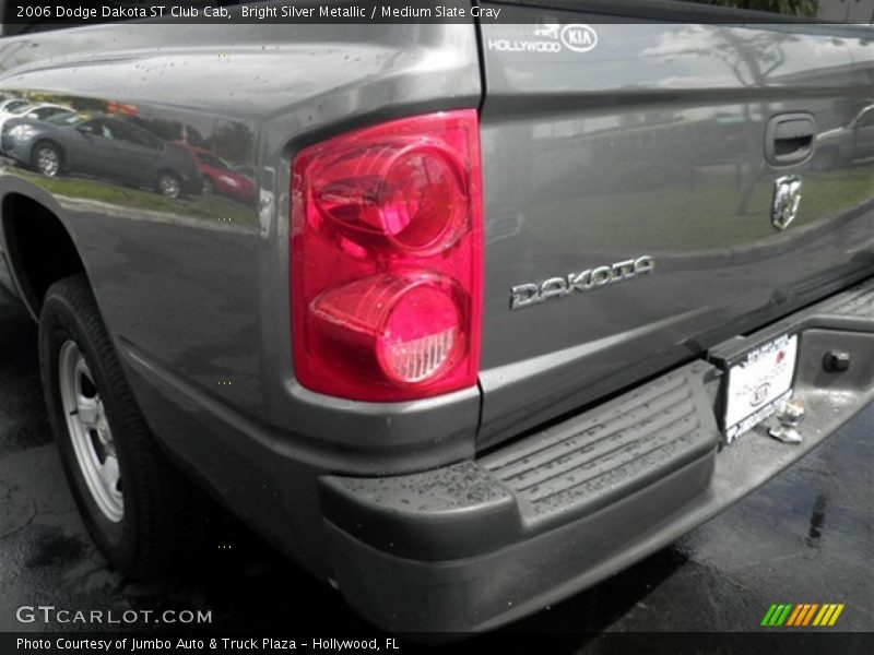 Bright Silver Metallic / Medium Slate Gray 2006 Dodge Dakota ST Club Cab