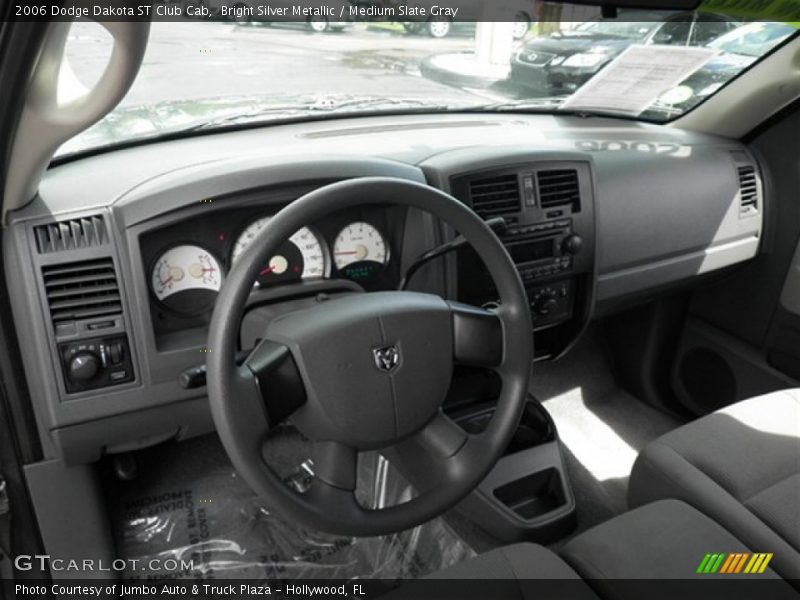 Bright Silver Metallic / Medium Slate Gray 2006 Dodge Dakota ST Club Cab