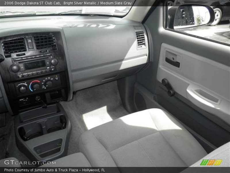 Bright Silver Metallic / Medium Slate Gray 2006 Dodge Dakota ST Club Cab