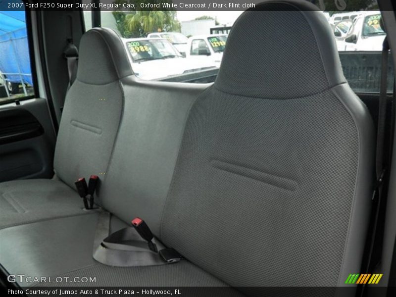 Oxford White Clearcoat / Dark Flint cloth 2007 Ford F250 Super Duty XL Regular Cab
