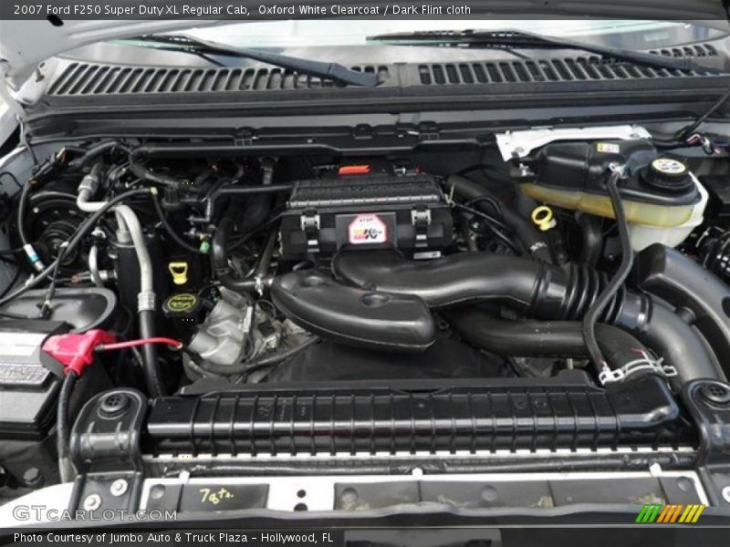 Oxford White Clearcoat / Dark Flint cloth 2007 Ford F250 Super Duty XL Regular Cab