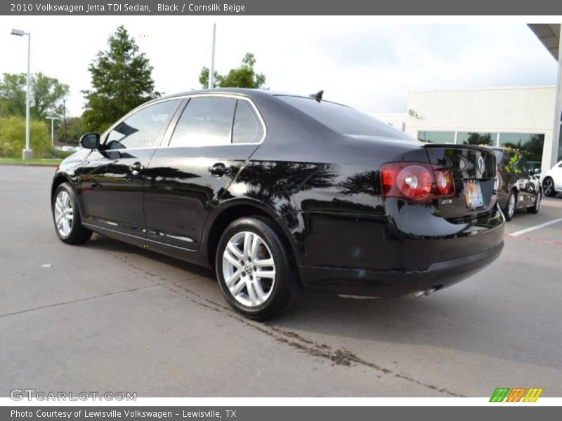 Black / Cornsilk Beige 2010 Volkswagen Jetta TDI Sedan