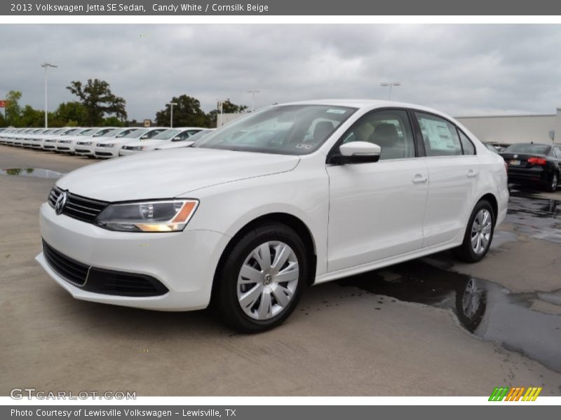 Candy White / Cornsilk Beige 2013 Volkswagen Jetta SE Sedan