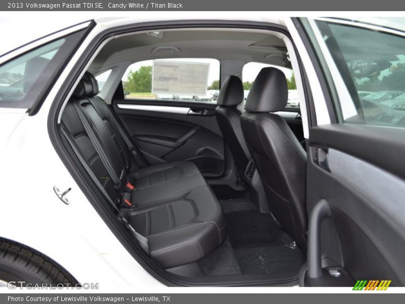 Candy White / Titan Black 2013 Volkswagen Passat TDI SE