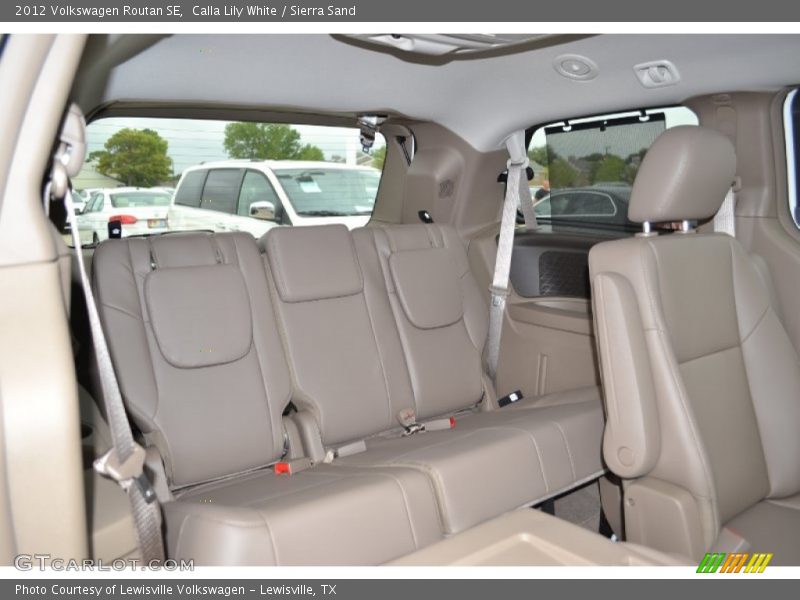 Calla Lily White / Sierra Sand 2012 Volkswagen Routan SE