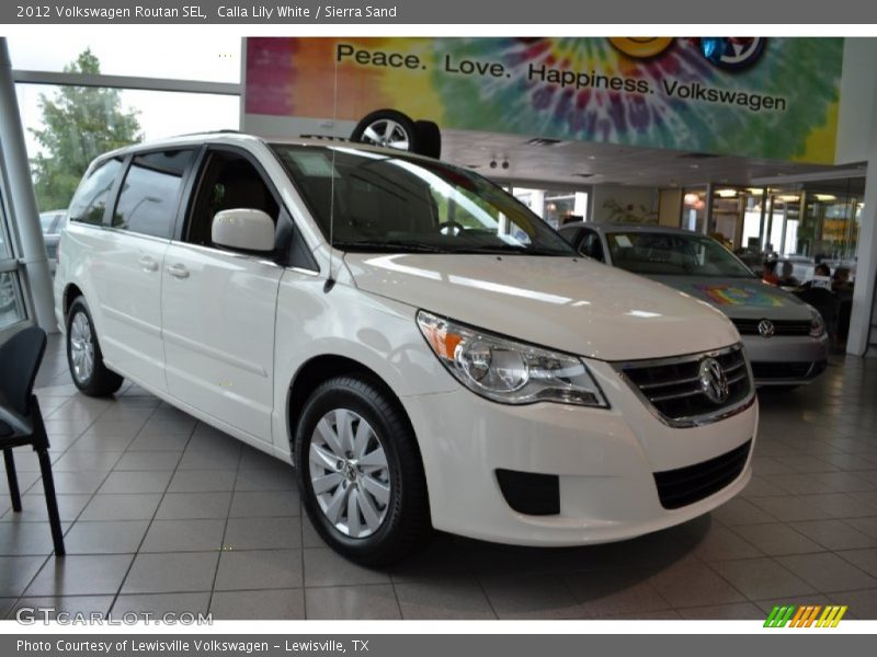 Calla Lily White / Sierra Sand 2012 Volkswagen Routan SEL