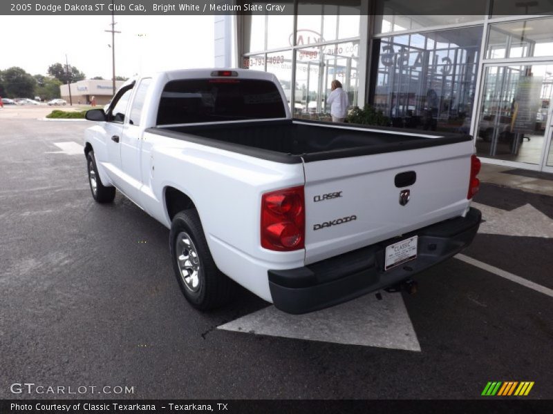 Bright White / Medium Slate Gray 2005 Dodge Dakota ST Club Cab
