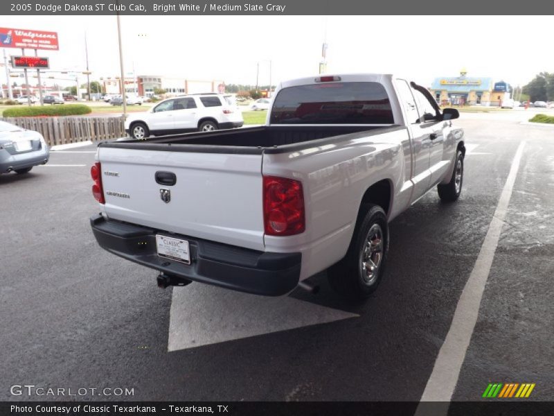 Bright White / Medium Slate Gray 2005 Dodge Dakota ST Club Cab