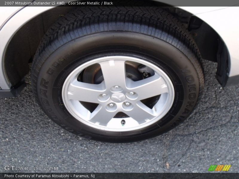 Cool Silver Metallic / Black 2007 Mitsubishi Outlander LS 4WD