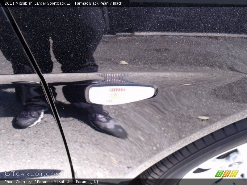 Tarmac Black Pearl / Black 2011 Mitsubishi Lancer Sportback ES