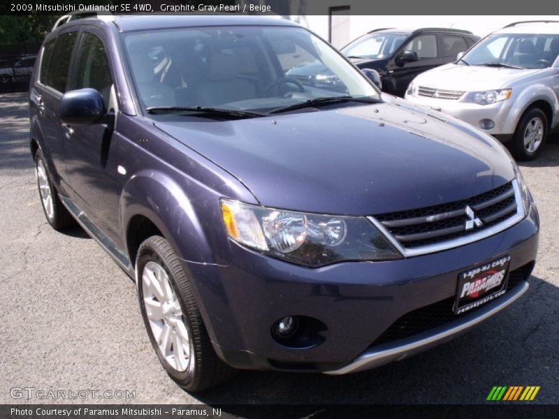 Graphite Gray Pearl / Beige 2009 Mitsubishi Outlander SE 4WD