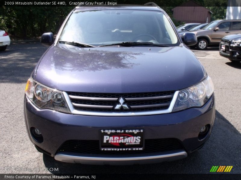 Graphite Gray Pearl / Beige 2009 Mitsubishi Outlander SE 4WD