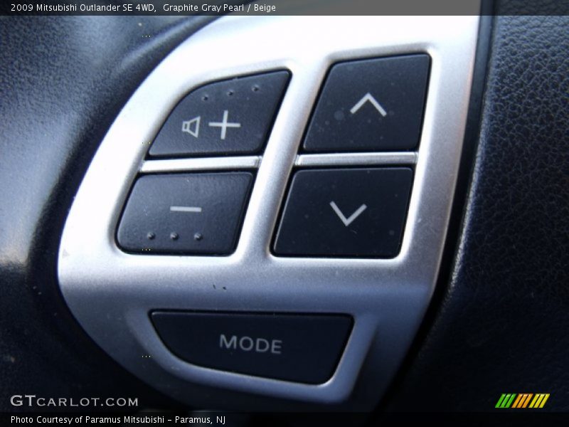 Graphite Gray Pearl / Beige 2009 Mitsubishi Outlander SE 4WD