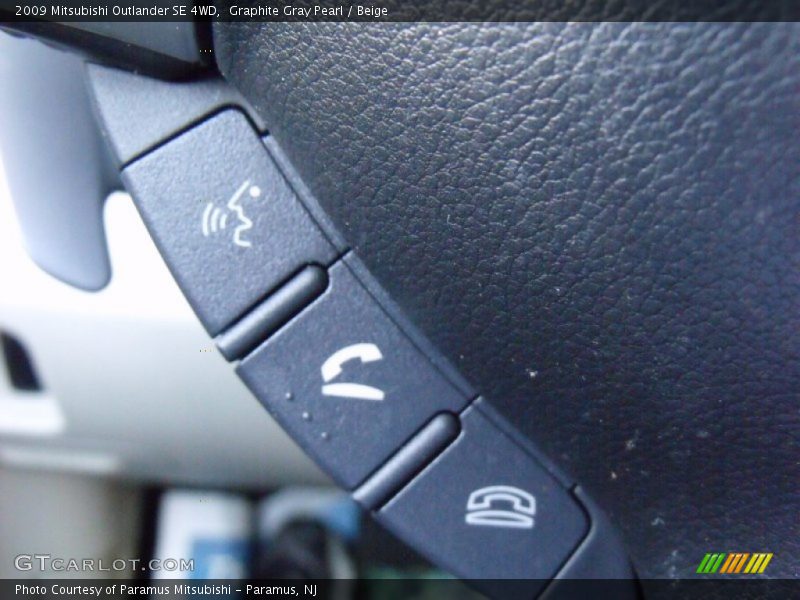 Graphite Gray Pearl / Beige 2009 Mitsubishi Outlander SE 4WD