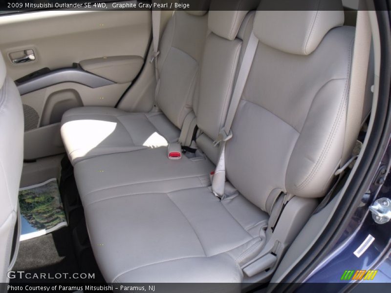 Graphite Gray Pearl / Beige 2009 Mitsubishi Outlander SE 4WD