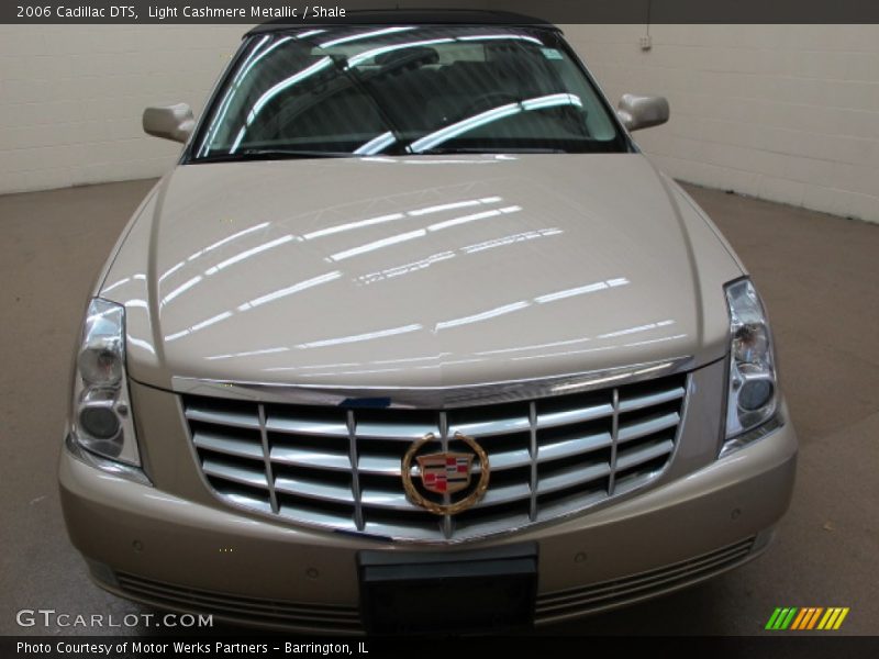 Light Cashmere Metallic / Shale 2006 Cadillac DTS