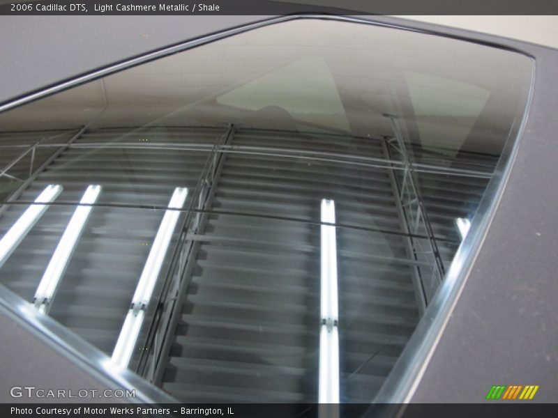 Light Cashmere Metallic / Shale 2006 Cadillac DTS