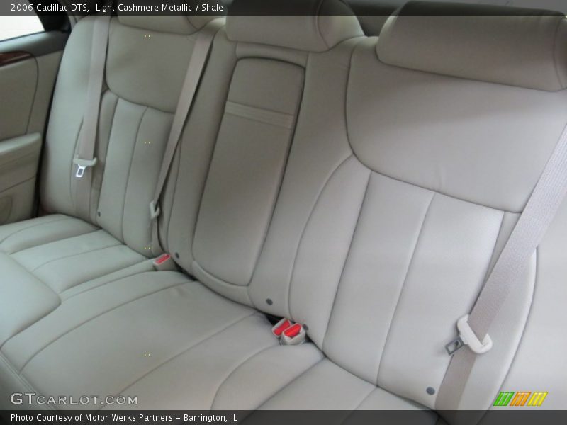 Light Cashmere Metallic / Shale 2006 Cadillac DTS