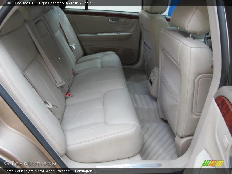 Light Cashmere Metallic / Shale 2006 Cadillac DTS