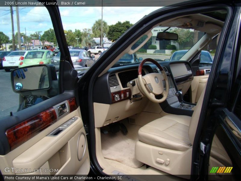 Black / Camel 2006 Lincoln Navigator Luxury