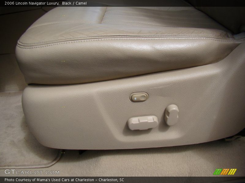 Black / Camel 2006 Lincoln Navigator Luxury