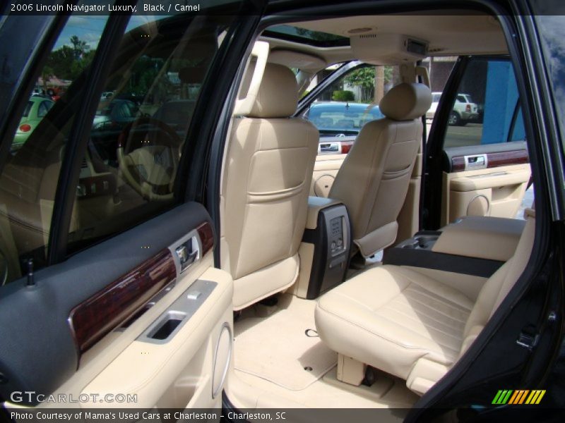 Black / Camel 2006 Lincoln Navigator Luxury