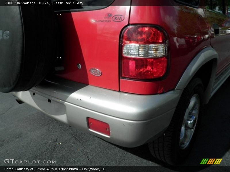 Classic Red / Gray 2000 Kia Sportage EX 4x4