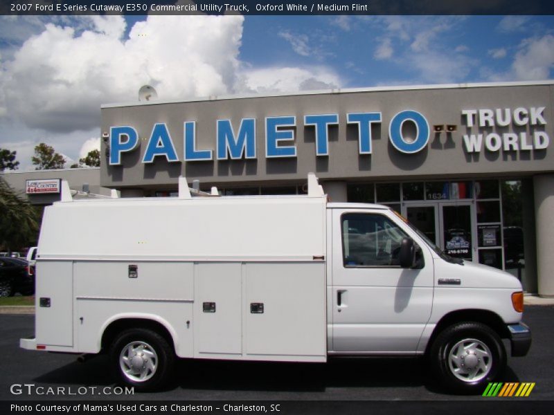 Oxford White / Medium Flint 2007 Ford E Series Cutaway E350 Commercial Utility Truck