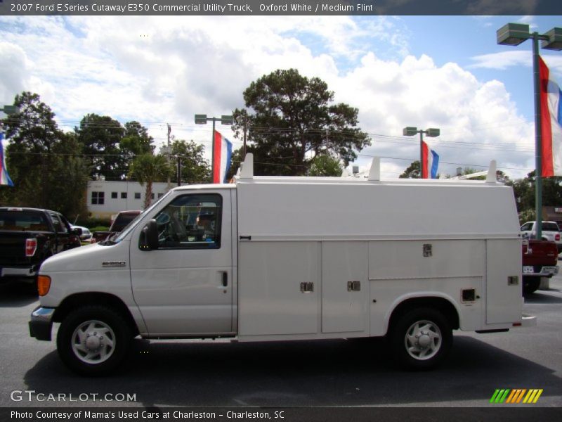 Oxford White / Medium Flint 2007 Ford E Series Cutaway E350 Commercial Utility Truck