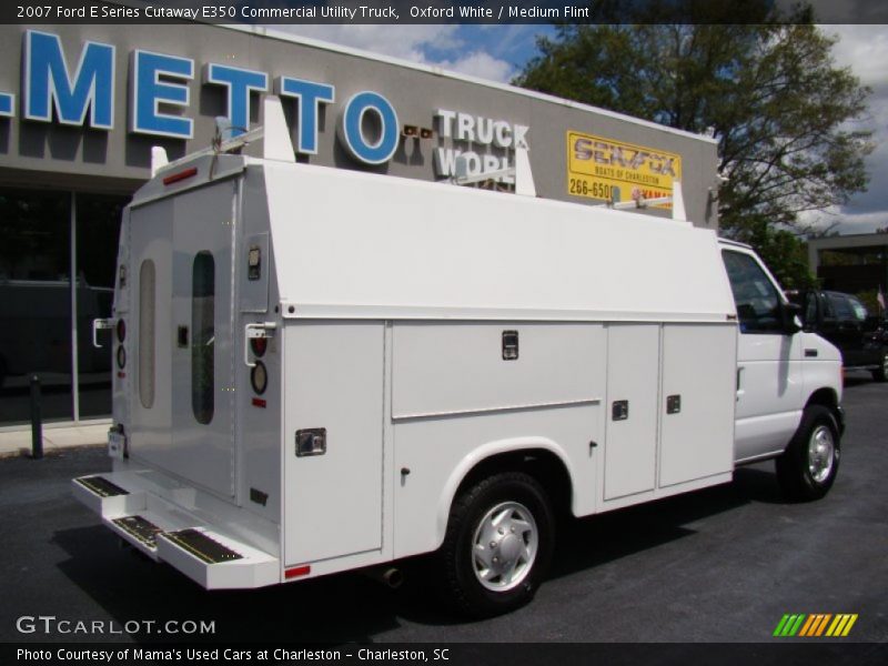 Oxford White / Medium Flint 2007 Ford E Series Cutaway E350 Commercial Utility Truck