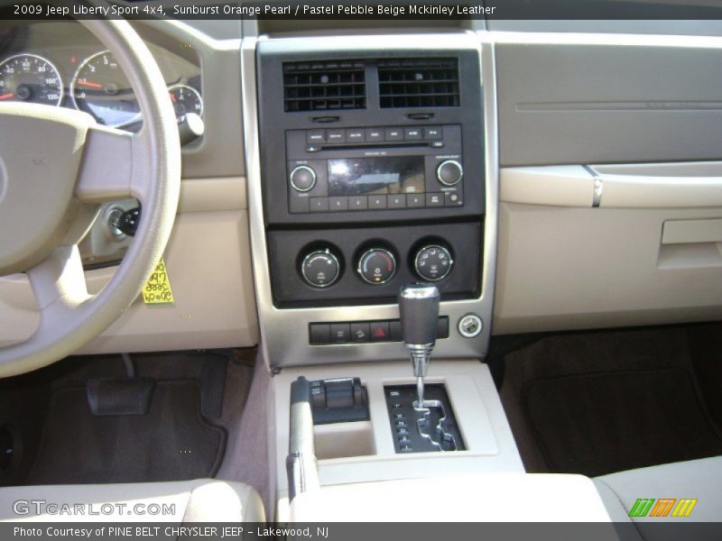 Sunburst Orange Pearl / Pastel Pebble Beige Mckinley Leather 2009 Jeep Liberty Sport 4x4
