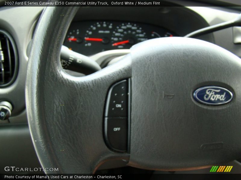 Oxford White / Medium Flint 2007 Ford E Series Cutaway E350 Commercial Utility Truck