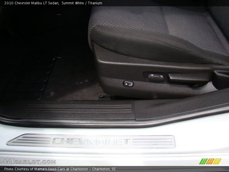 Summit White / Titanium 2010 Chevrolet Malibu LT Sedan
