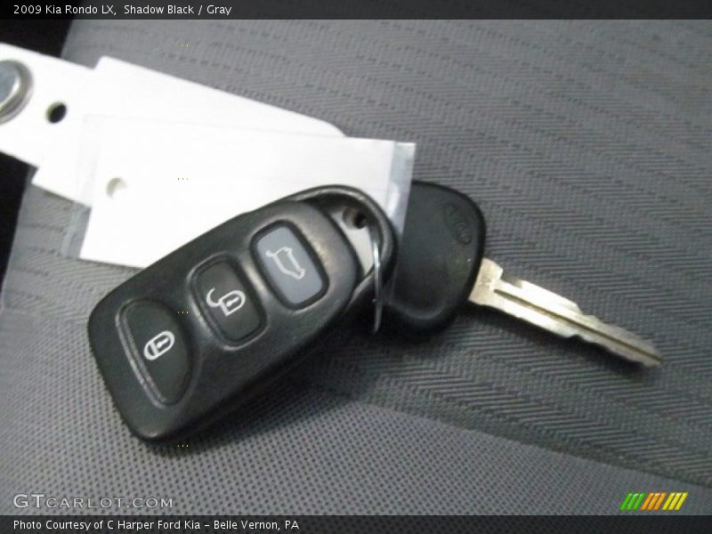 Shadow Black / Gray 2009 Kia Rondo LX