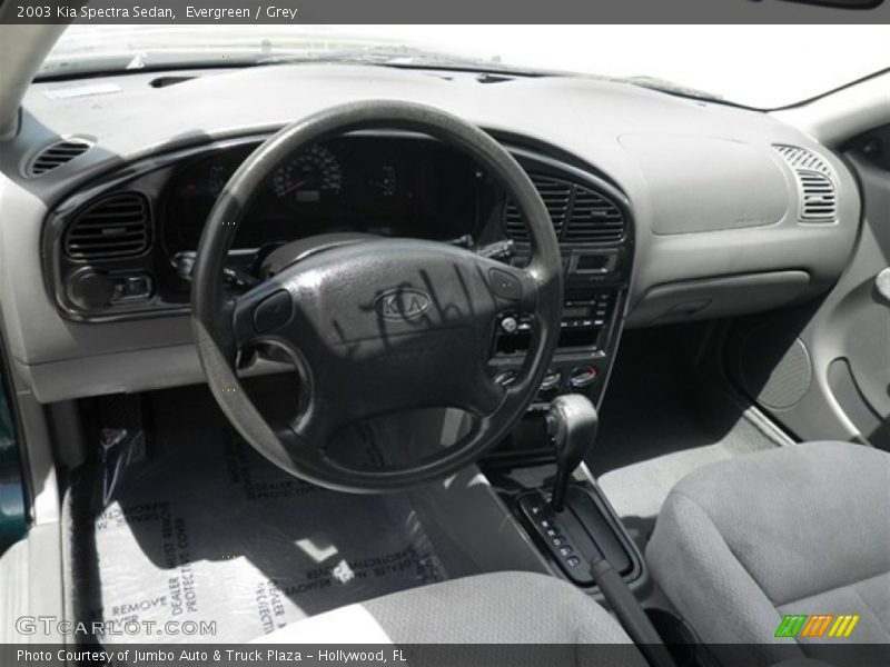 Evergreen / Grey 2003 Kia Spectra Sedan