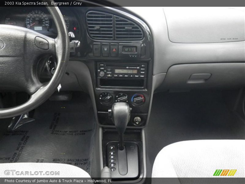 Evergreen / Grey 2003 Kia Spectra Sedan